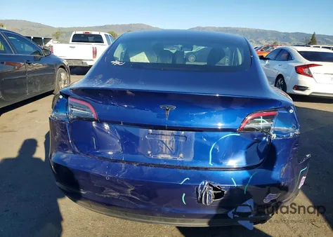 2018 Tesla Model 3 из США, поврежденный, VIN 5YJ3E1EA2JF110203